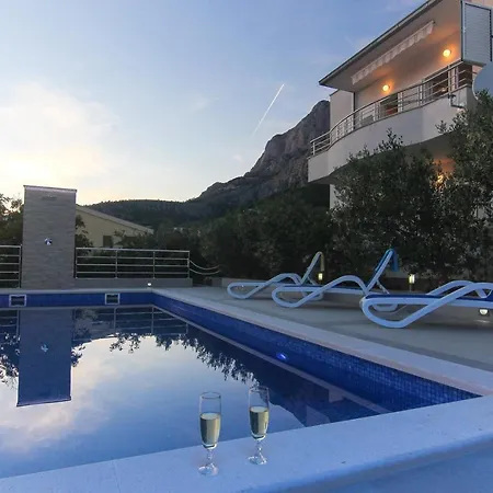 Levanda In Makarska, Private Pool Villa *