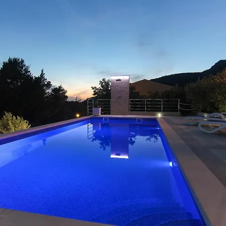 Levanda In Makarska, Private Pool Villa